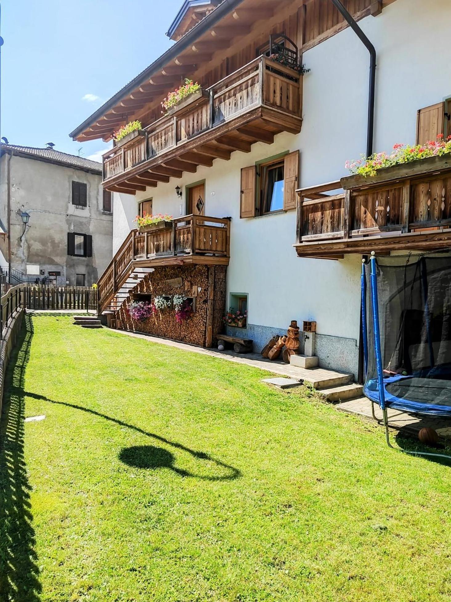 Casa Dello Sportivo - Val Di Sole Trentino Apartment Dimaro Bagian luar foto